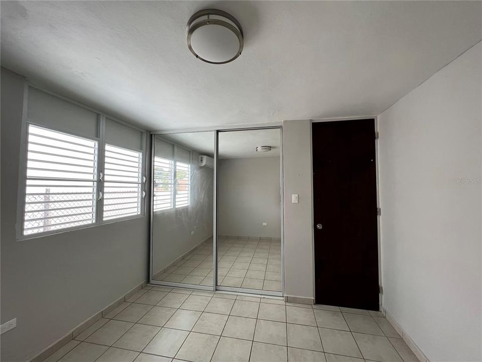 For Rent: $2,500 (3 beds, 2 baths, 1265 Square Feet)
