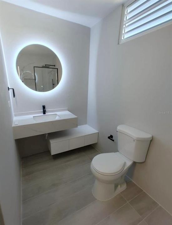 For Rent: $2,500 (3 beds, 2 baths, 1265 Square Feet)