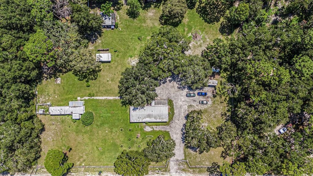 For Sale: $289,900 (5 beds, 2 baths, 2112 Square Feet)