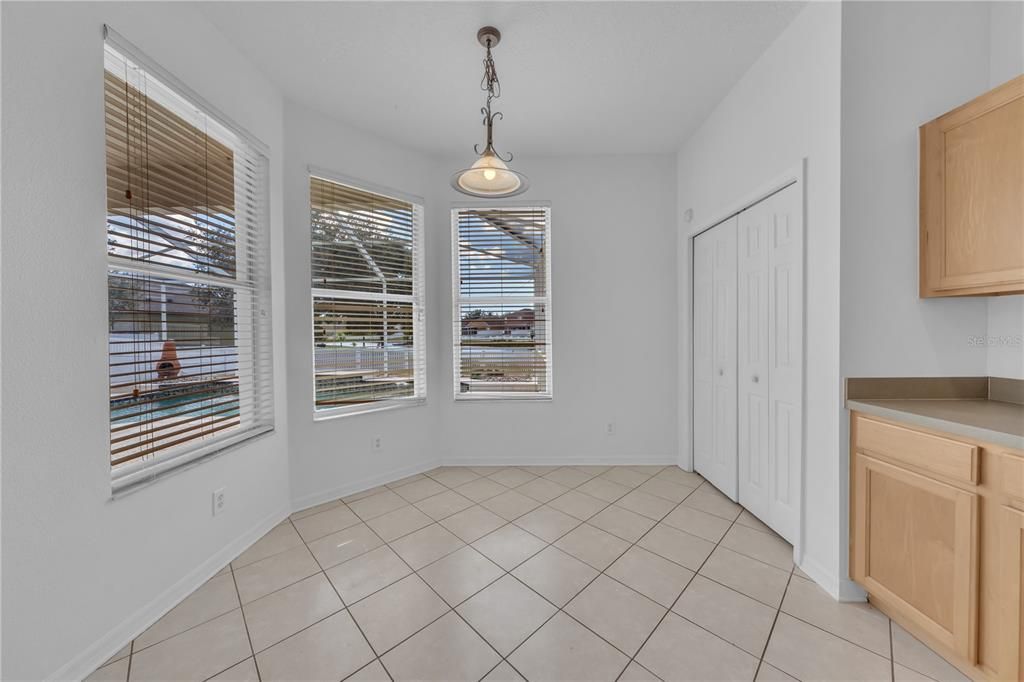 Active With Contract: $415,000 (3 beds, 2 baths, 1741 Square Feet)