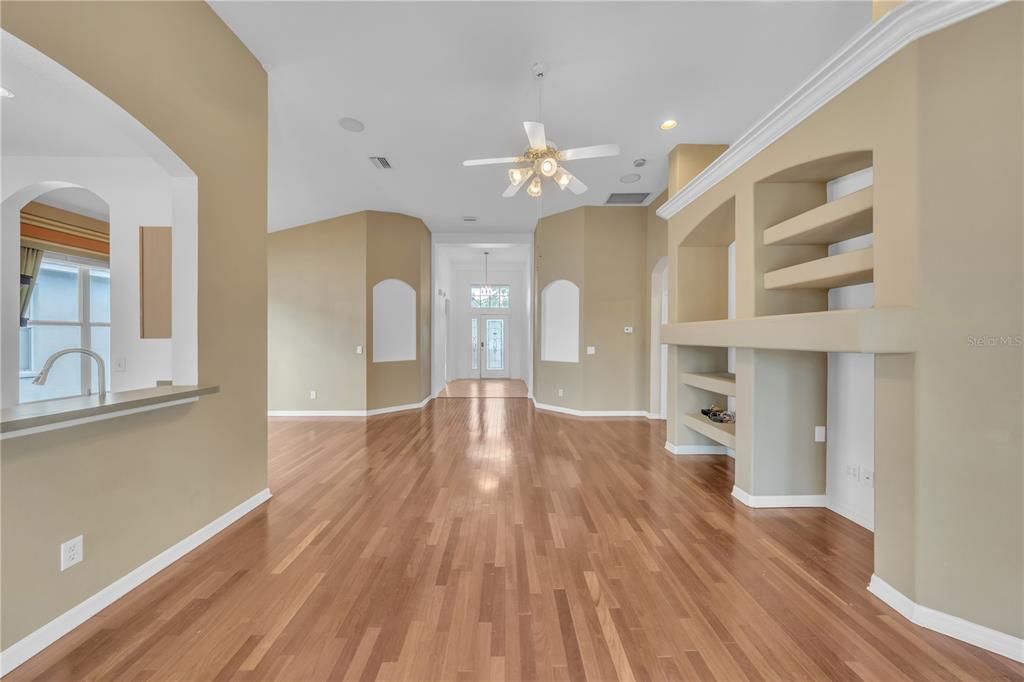 Active With Contract: $415,000 (3 beds, 2 baths, 1741 Square Feet)