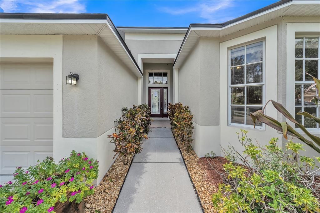 Active With Contract: $415,000 (3 beds, 2 baths, 1741 Square Feet)