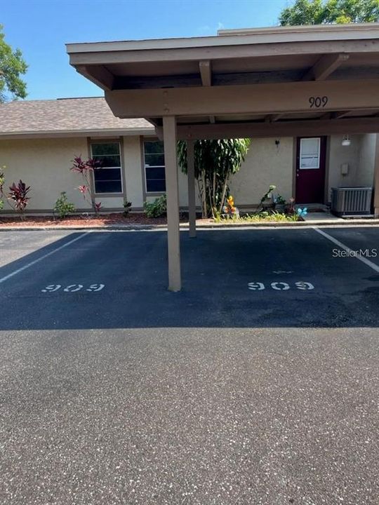 For Sale: $230,000 (3 beds, 2 baths, 1247 Square Feet)