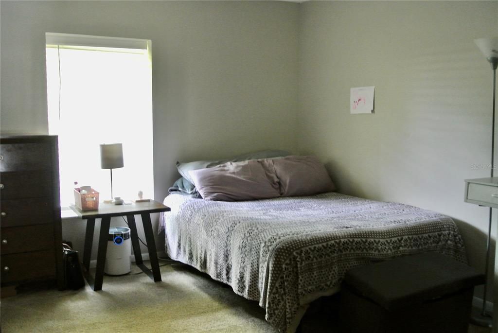 For Sale: $230,000 (3 beds, 2 baths, 1247 Square Feet)