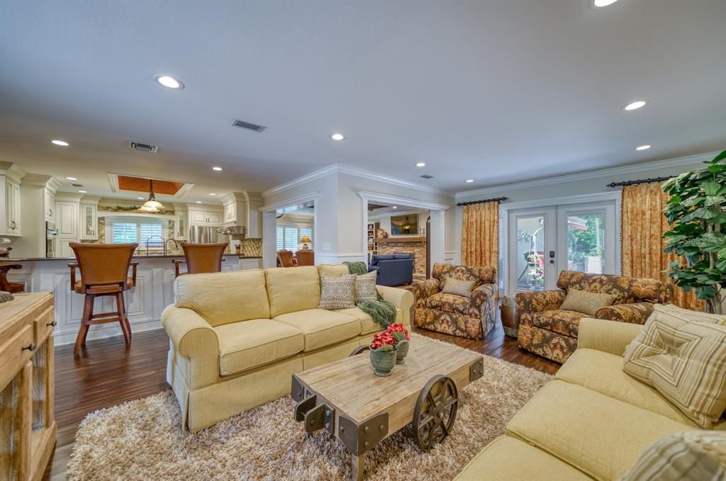 В аренду: $5,900 (4 спален, 3 ванн, 3082 Квадратных фут)