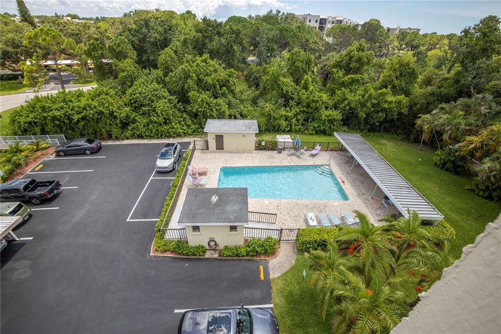 Active With Contract: $1,800 (2 beds, 2 baths, 1700 Square Feet)