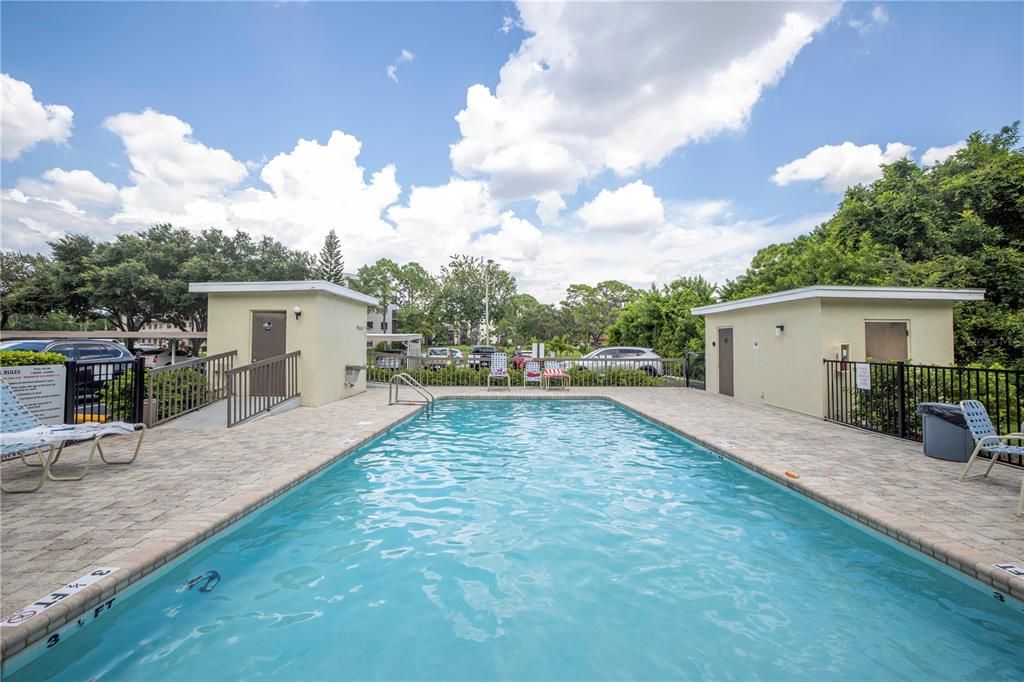 Active With Contract: $1,800 (2 beds, 2 baths, 1700 Square Feet)