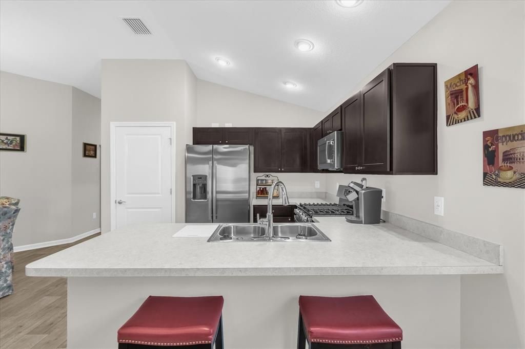 En Venta: $262,900 (2 camas, 2 baños, 979 Pies cuadrados)