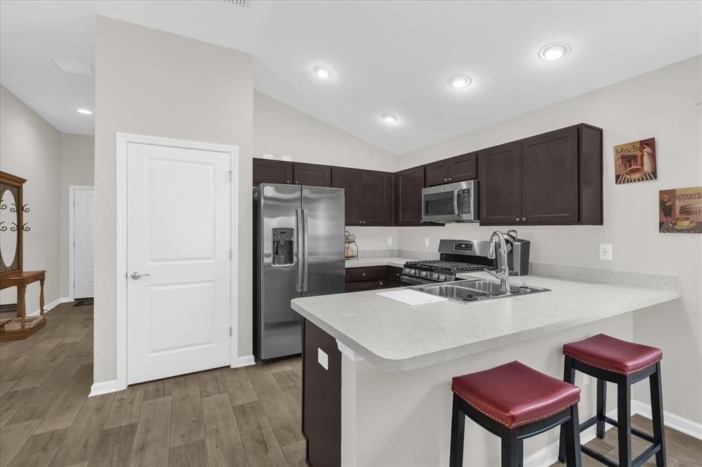 En Venta: $262,900 (2 camas, 2 baños, 979 Pies cuadrados)