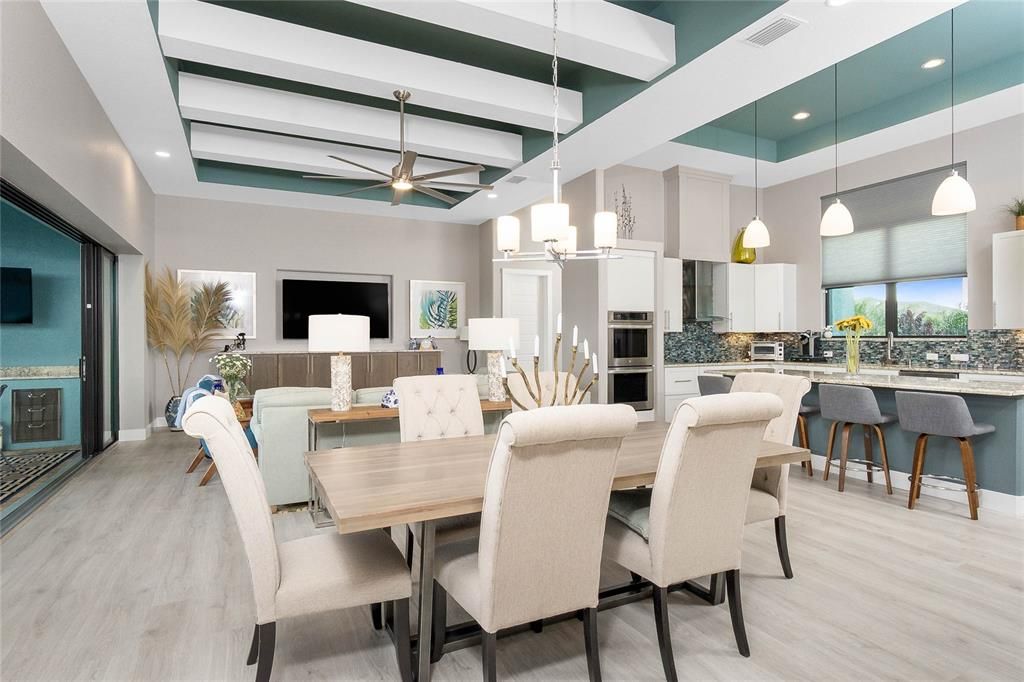 Active With Contract: $875,000 (4 beds, 3 baths, 2664 Square Feet)