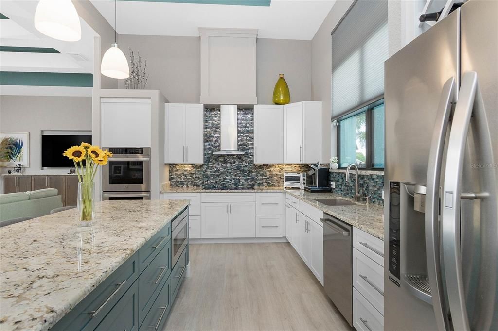 Active With Contract: $875,000 (4 beds, 3 baths, 2664 Square Feet)