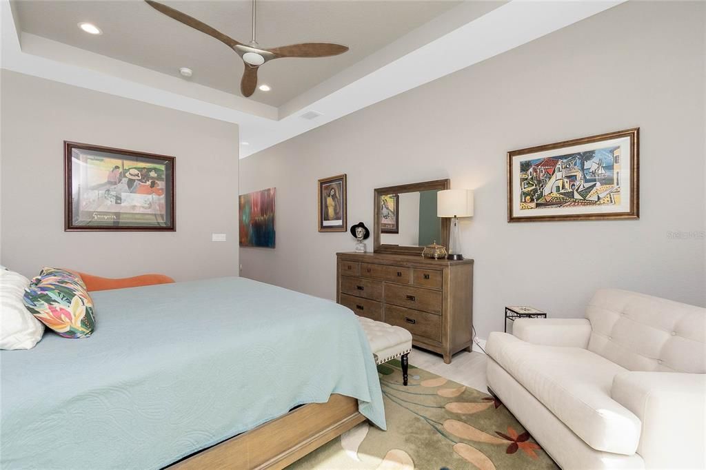 Active With Contract: $875,000 (4 beds, 3 baths, 2664 Square Feet)