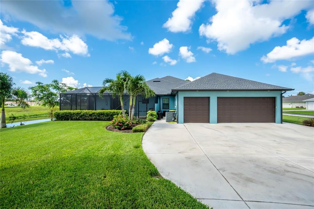 Active With Contract: $875,000 (4 beds, 3 baths, 2664 Square Feet)