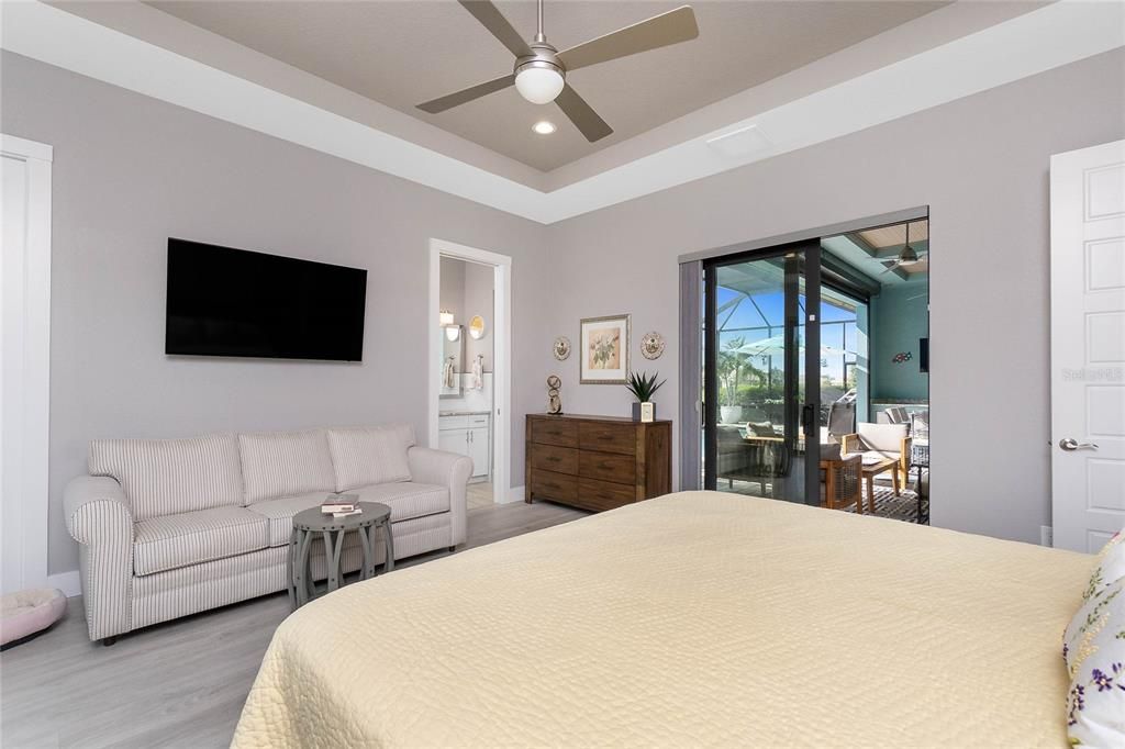 Active With Contract: $875,000 (4 beds, 3 baths, 2664 Square Feet)