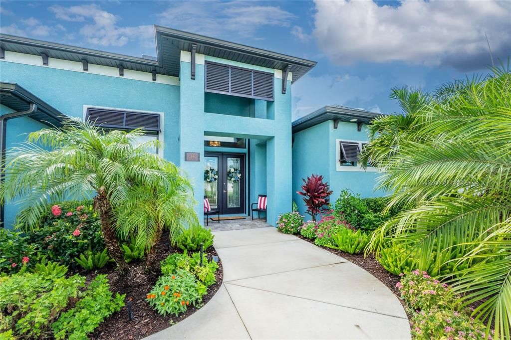 Active With Contract: $875,000 (4 beds, 3 baths, 2664 Square Feet)