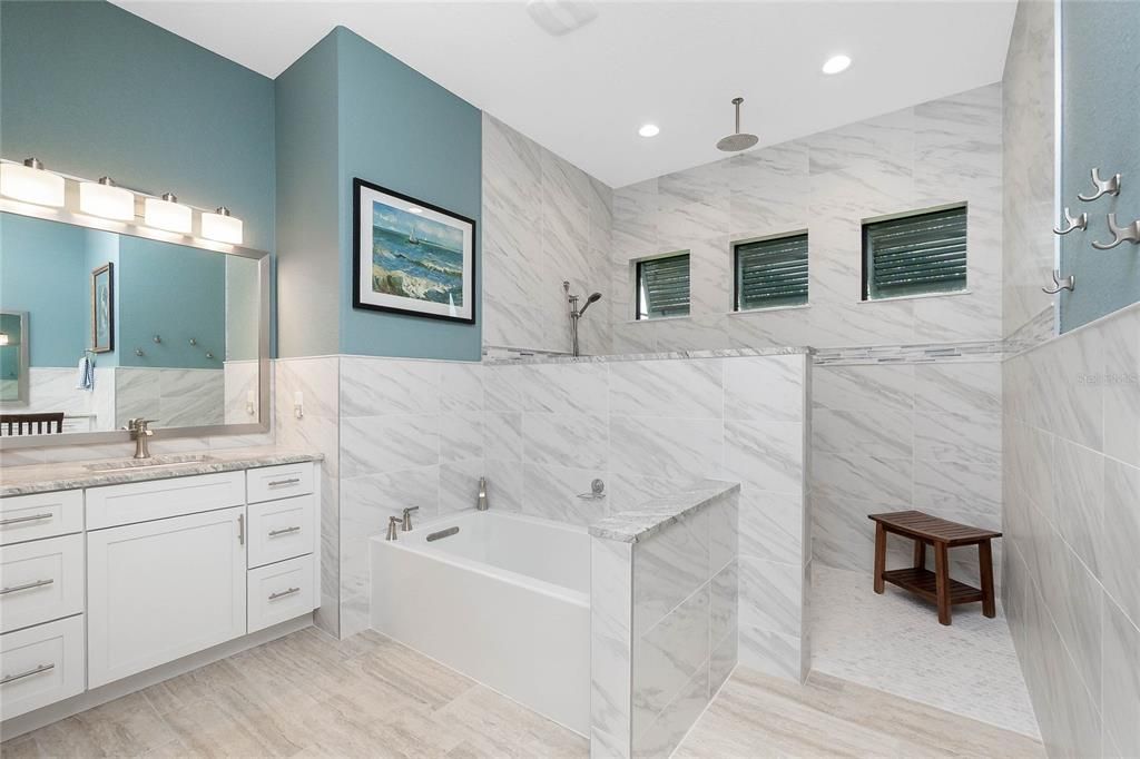 Active With Contract: $875,000 (4 beds, 3 baths, 2664 Square Feet)