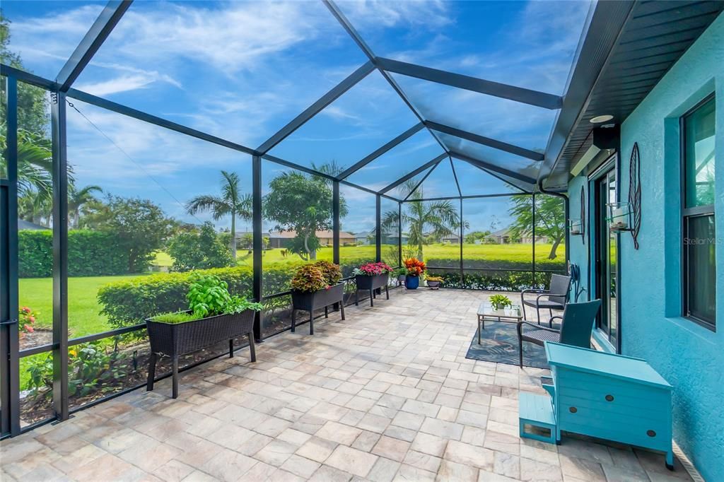 Active With Contract: $875,000 (4 beds, 3 baths, 2664 Square Feet)