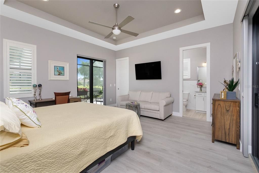 Active With Contract: $875,000 (4 beds, 3 baths, 2664 Square Feet)