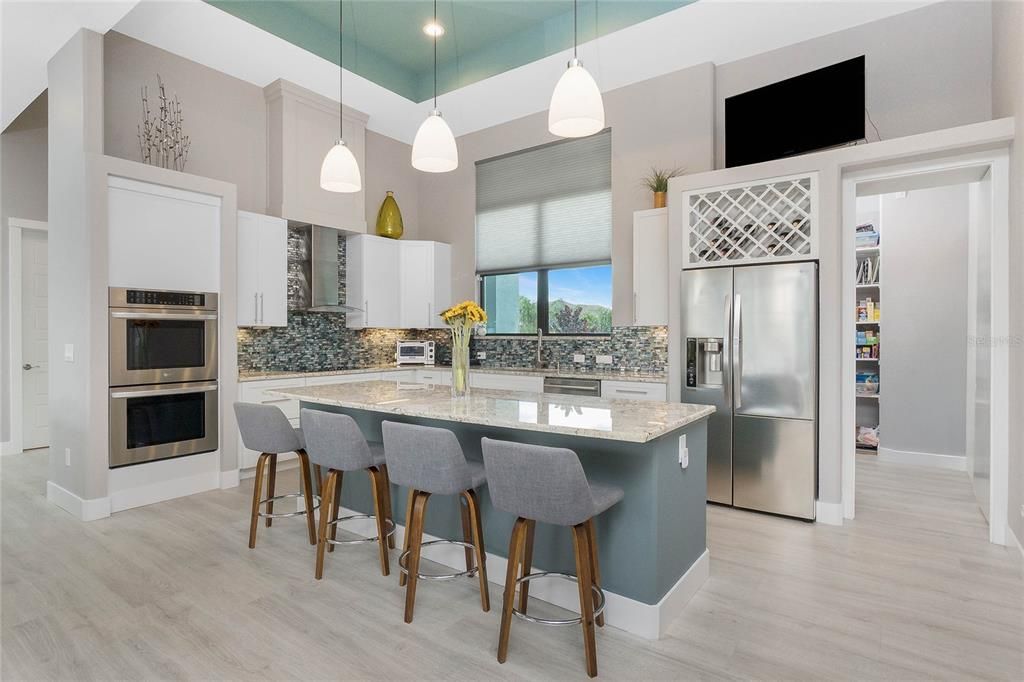 Active With Contract: $875,000 (4 beds, 3 baths, 2664 Square Feet)