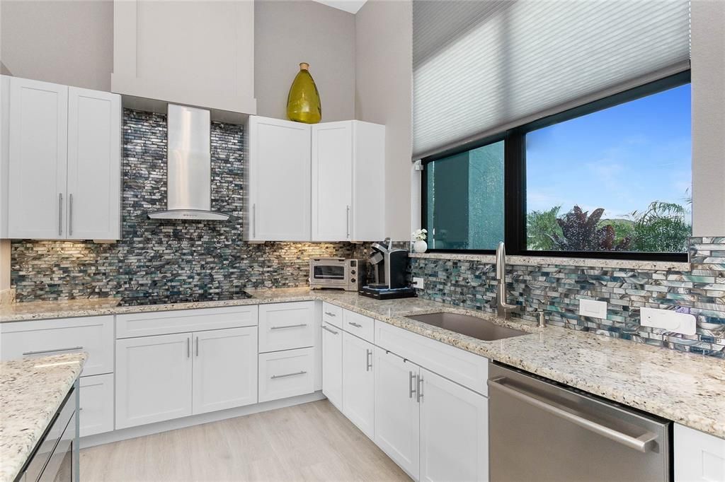 Active With Contract: $875,000 (4 beds, 3 baths, 2664 Square Feet)