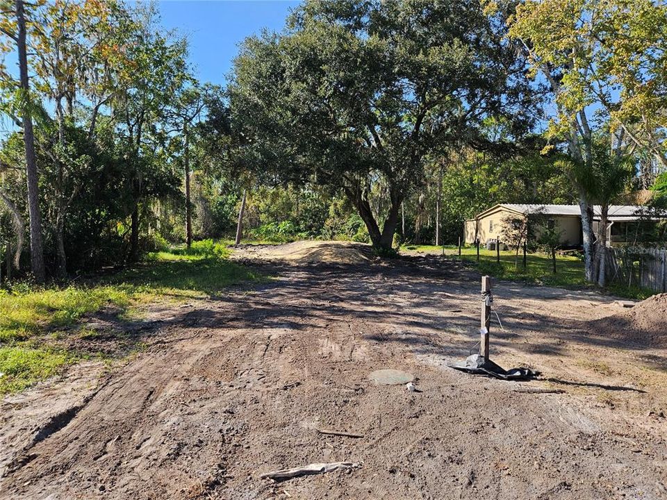 На продажу: $339,990 (4 спален, 2 ванн, 1456 Квадратных фут)