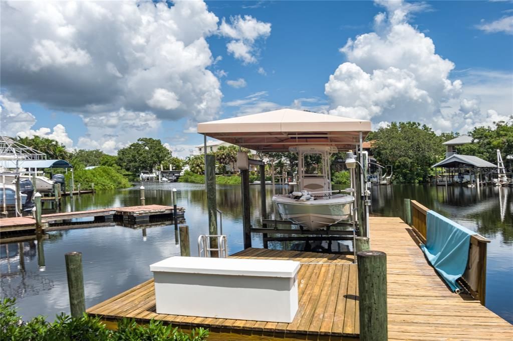 For Sale: $895,000 (3 beds, 2 baths, 1762 Square Feet)