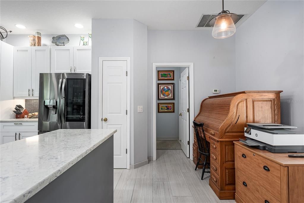 For Sale: $895,000 (3 beds, 2 baths, 1762 Square Feet)