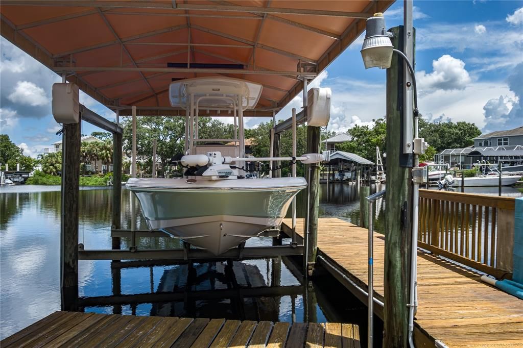 For Sale: $895,000 (3 beds, 2 baths, 1762 Square Feet)