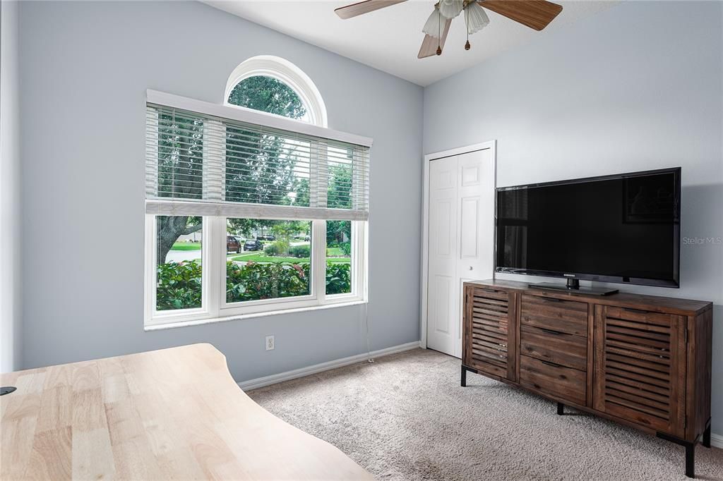 For Sale: $895,000 (3 beds, 2 baths, 1762 Square Feet)