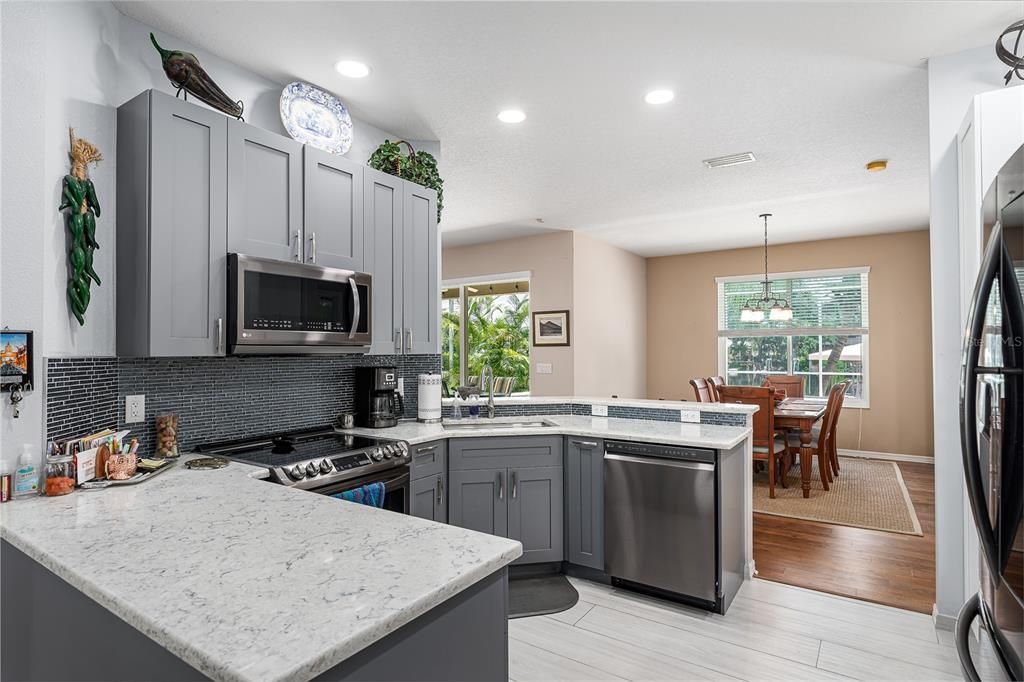 For Sale: $895,000 (3 beds, 2 baths, 1762 Square Feet)