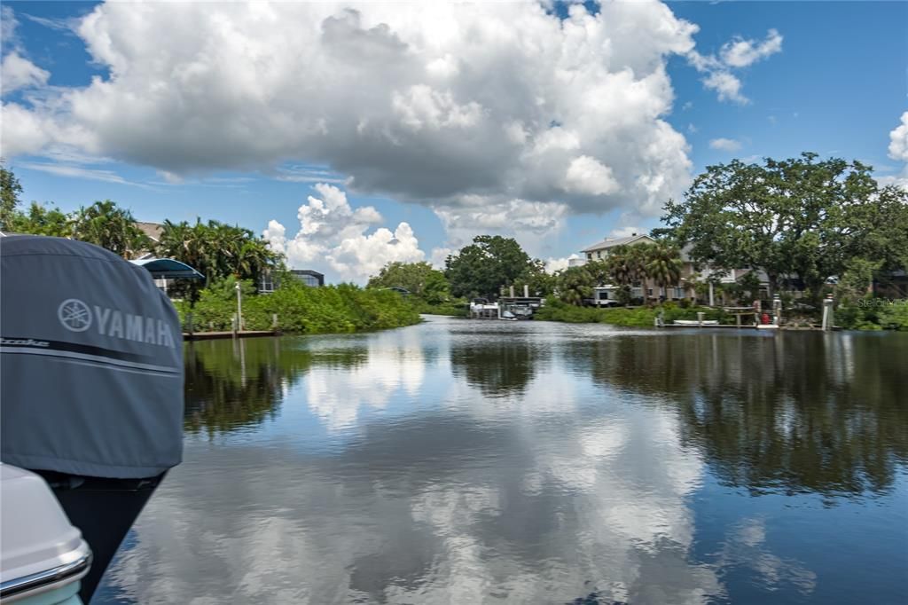 For Sale: $895,000 (3 beds, 2 baths, 1762 Square Feet)