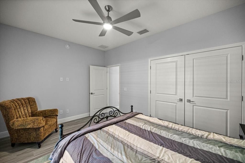 For Sale: $550,000 (3 beds, 2 baths, 2015 Square Feet)