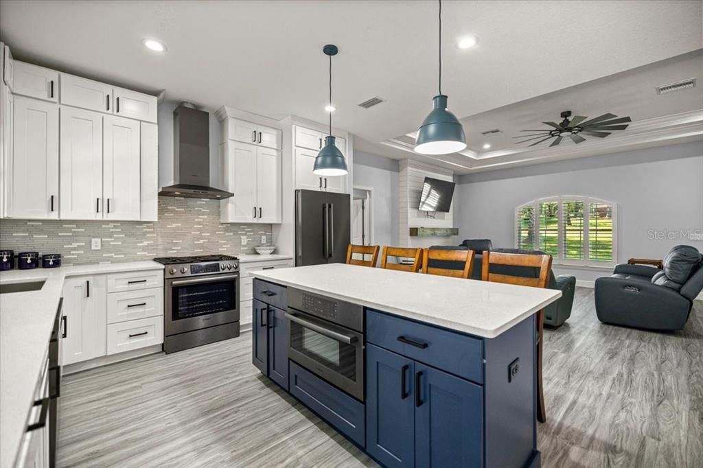 For Sale: $550,000 (3 beds, 2 baths, 2015 Square Feet)