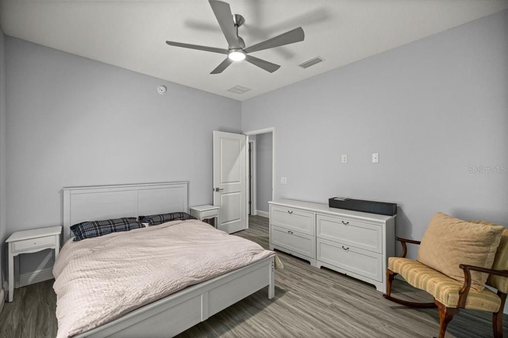 For Sale: $550,000 (3 beds, 2 baths, 2015 Square Feet)