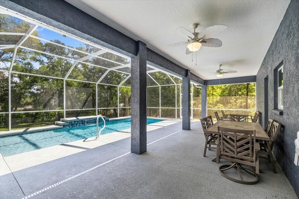 For Sale: $550,000 (3 beds, 2 baths, 2015 Square Feet)