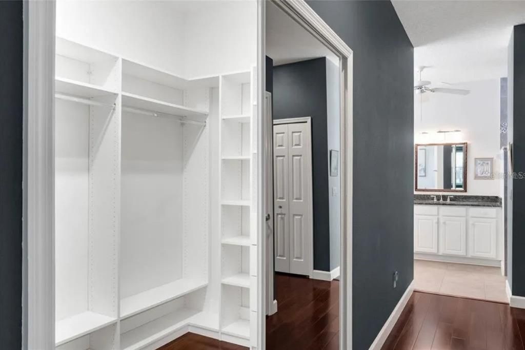 Active With Contract: $774,500 (3 beds, 2 baths, 2522 Square Feet)