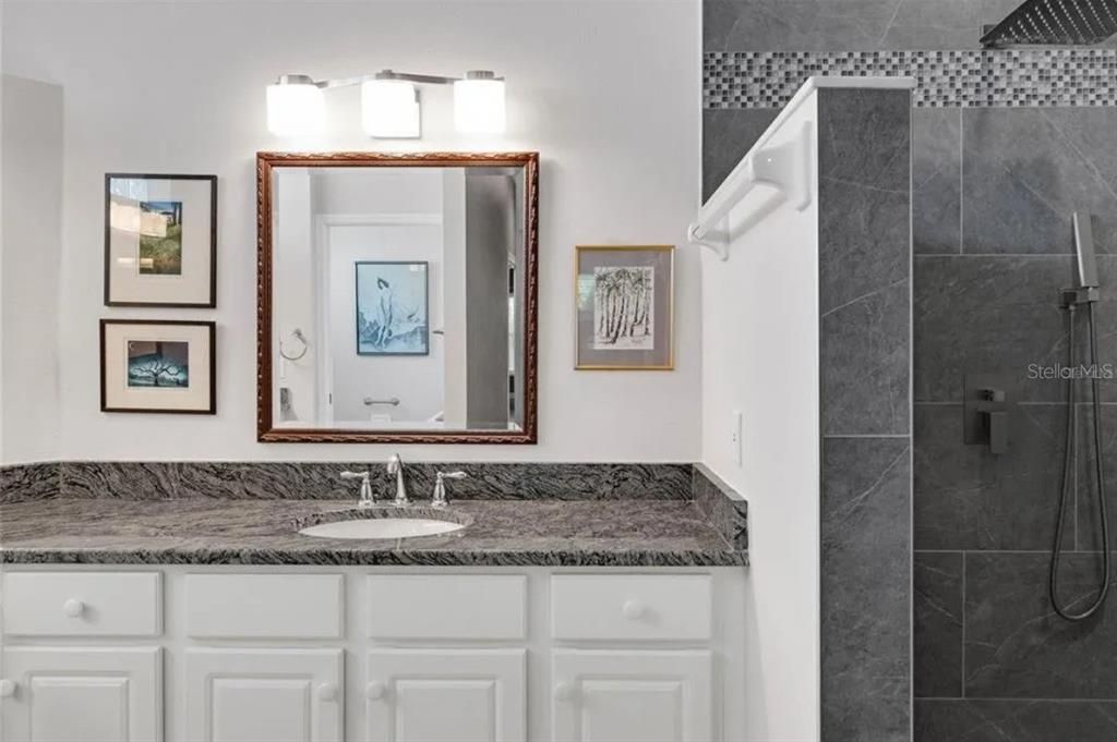 Active With Contract: $774,500 (3 beds, 2 baths, 2522 Square Feet)