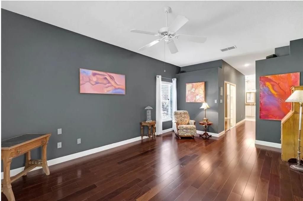 Active With Contract: $774,500 (3 beds, 2 baths, 2522 Square Feet)