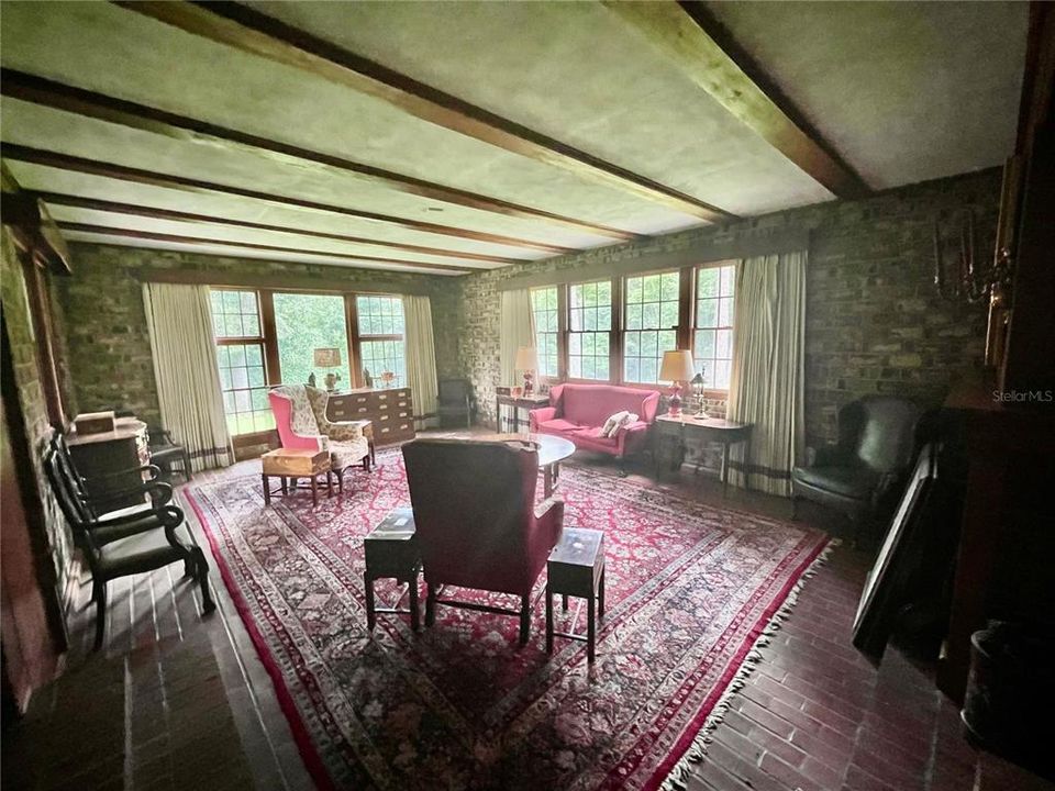 For Rent: $4,500 (4 beds, 3 baths, 3601 Square Feet)