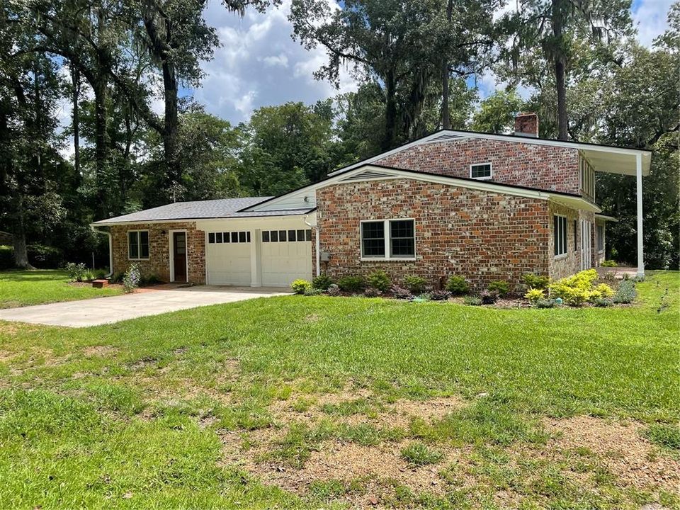 For Rent: $4,500 (4 beds, 3 baths, 3601 Square Feet)