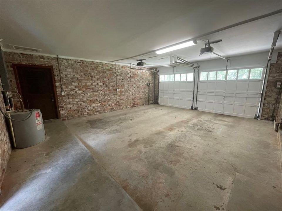 For Rent: $4,500 (4 beds, 3 baths, 3601 Square Feet)