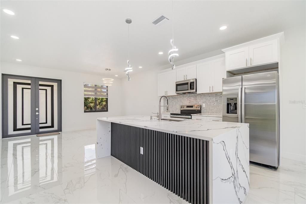 En Venta: $399,500 (3 camas, 2 baños, 1796 Pies cuadrados)