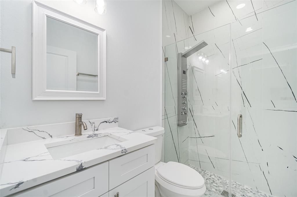 En Venta: $399,500 (3 camas, 2 baños, 1796 Pies cuadrados)