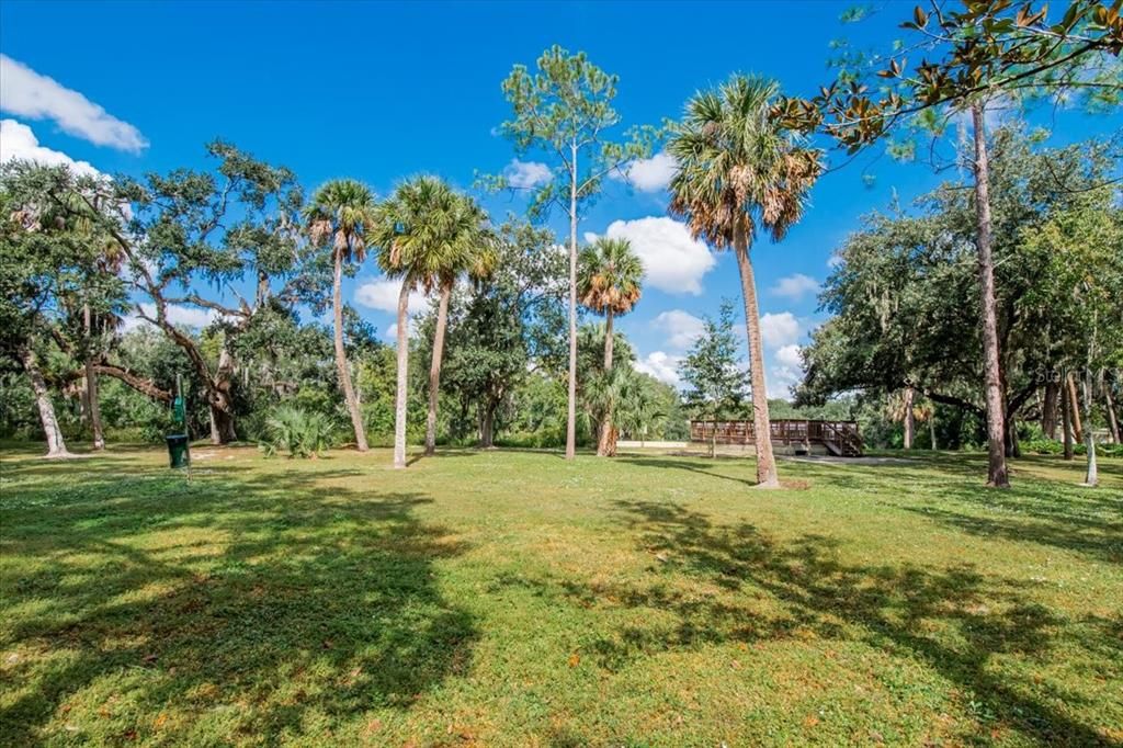 Active With Contract: $335,000 (3 beds, 2 baths, 2044 Square Feet)