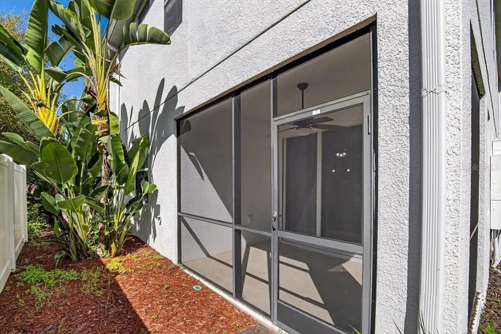 Active With Contract: $335,000 (3 beds, 2 baths, 2044 Square Feet)