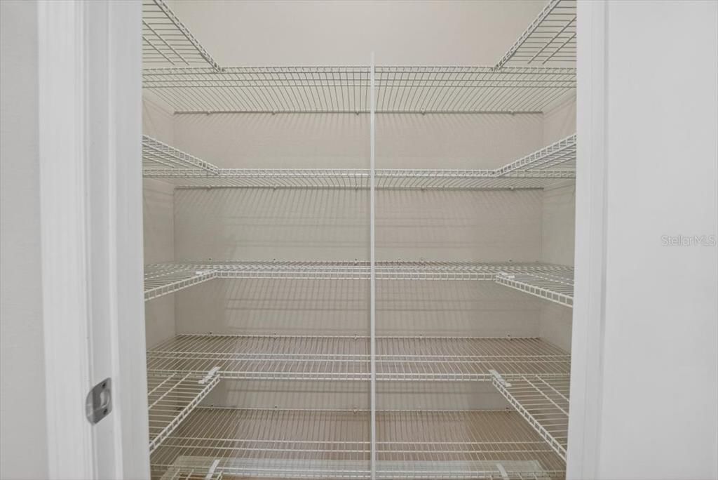 Active With Contract: $335,000 (3 beds, 2 baths, 2044 Square Feet)