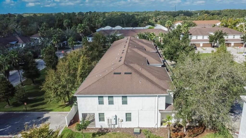 Active With Contract: $335,000 (3 beds, 2 baths, 2044 Square Feet)