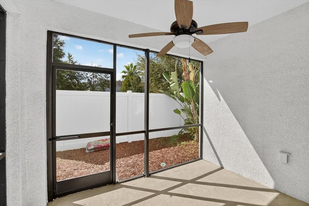 Active With Contract: $335,000 (3 beds, 2 baths, 2044 Square Feet)