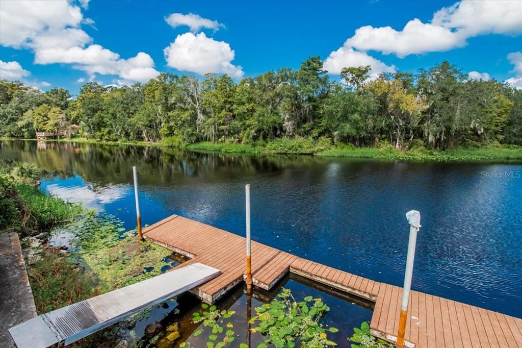 Active With Contract: $335,000 (3 beds, 2 baths, 2044 Square Feet)