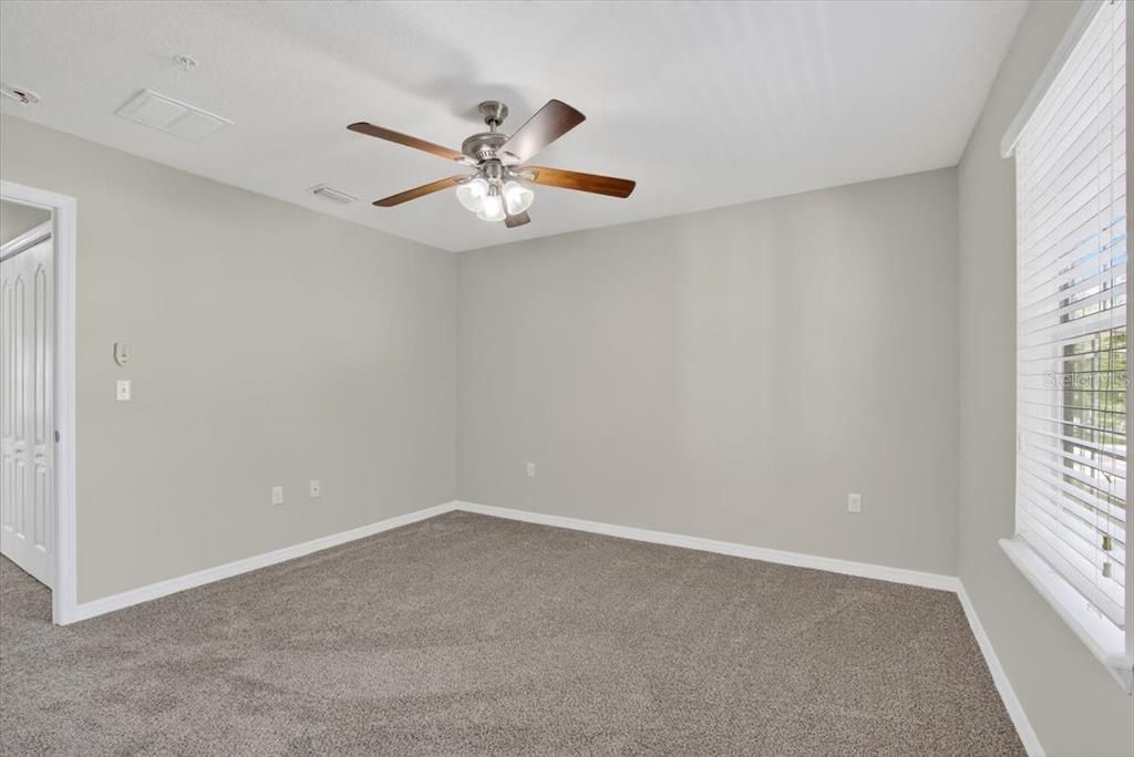 Active With Contract: $335,000 (3 beds, 2 baths, 2044 Square Feet)